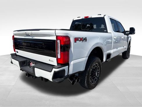 Used 2026 Ford F250 Platinum AWD/4WD image 7
