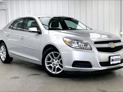 Used 2013 Chevrolet Malibu LT w/ Power Convenience Package FWD image 1