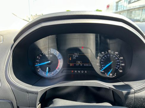 Used 2017 Ford Edge SE AWD/4WD image 25