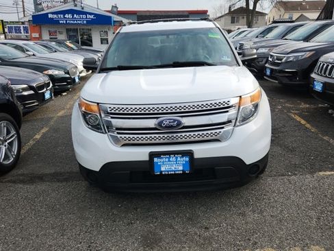 Used 2015 Ford Explorer 4WD image 2