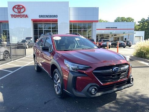 Used 2024 Subaru Outback Premium image 2