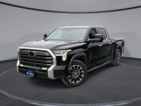 Used 2022 Toyota Tundra Limited image 1