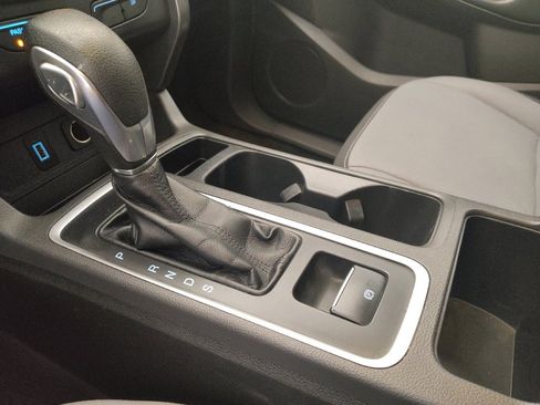 Used 2017 Ford Escape S image 26