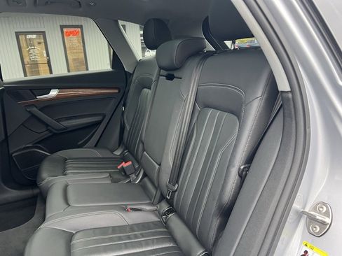 Used 2023 Audi Q5 2.0T Premium Plus w/ Premium Plus Package image 32