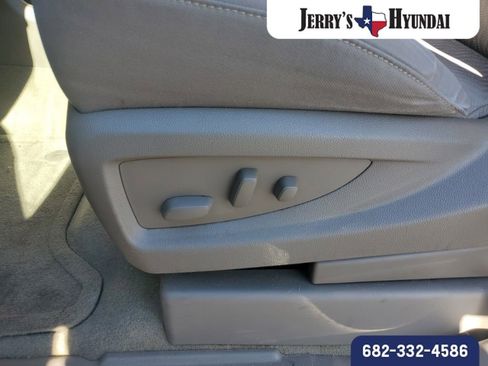 Used 2015 GMC Yukon SLE w/ Convenience Package image 5