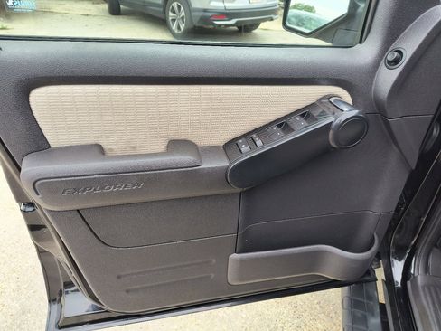 Used 2008 Ford Explorer Sport Trac XLT image 15