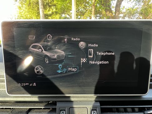 Used 2018 Audi Q5 2.0T Premium Plus w/ Premium Plus Package image 24