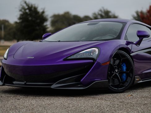 Used 2019 McLaren 600LT Rare MSO Mauvine Blue Tons of image 12