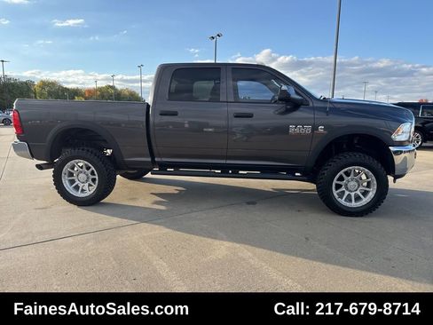 Used 2016 RAM 2500 Tradesman w/ Chrome Appearance Group image 27
