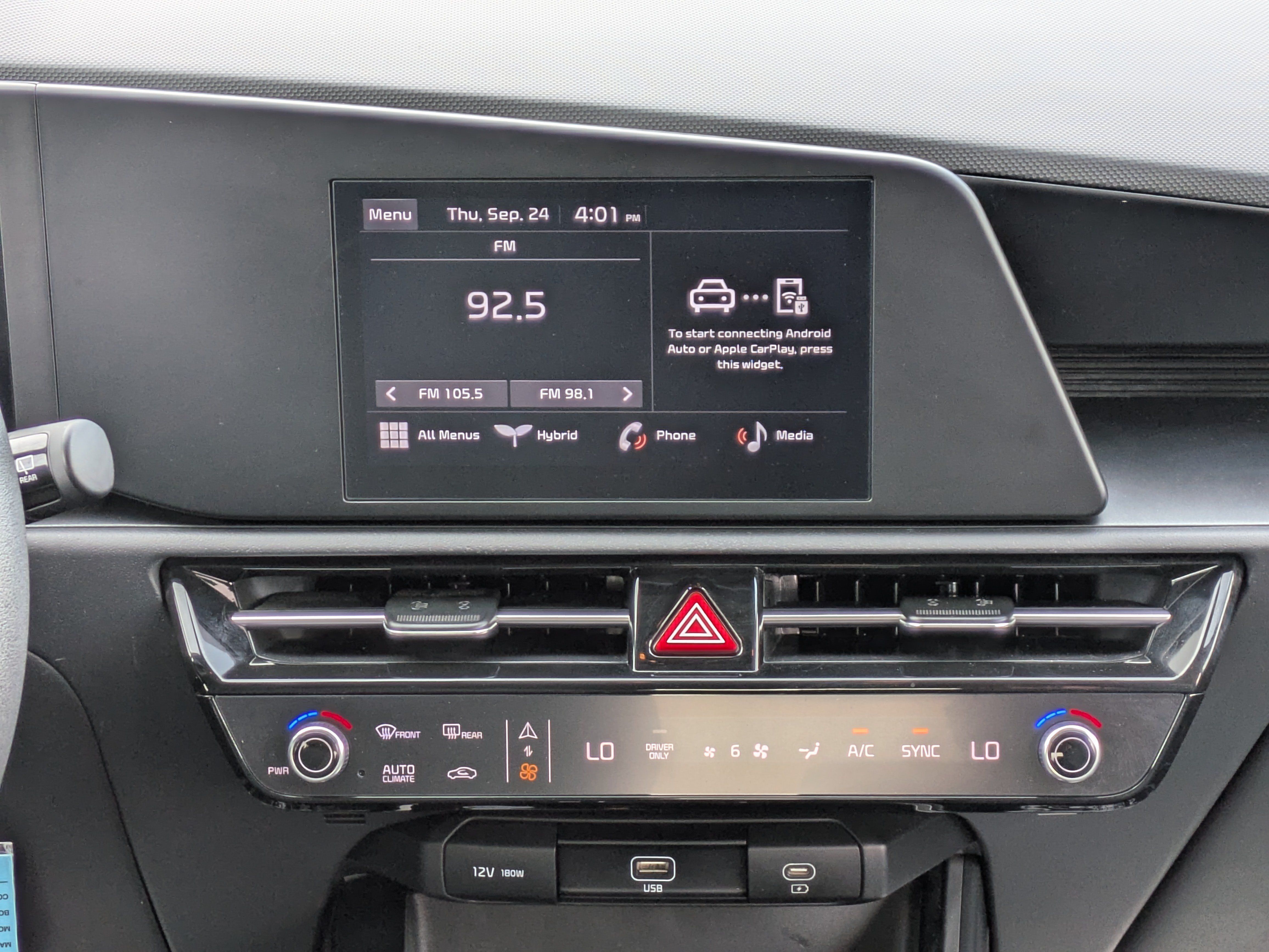 Certified 2025 Kia Niro LX FWD image 19