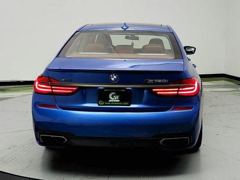 Used 2018 BMW M760i xDrive AWD/4WD image 6