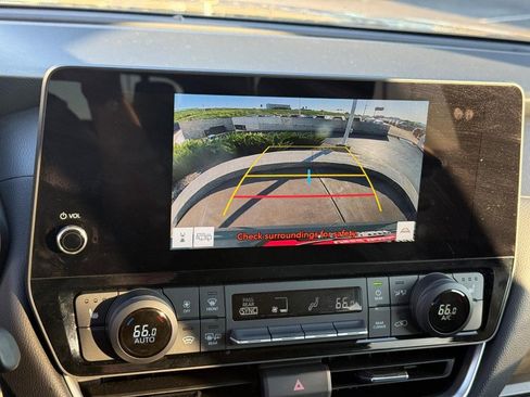 Certified 2025 Toyota Grand Highlander AWD image 27