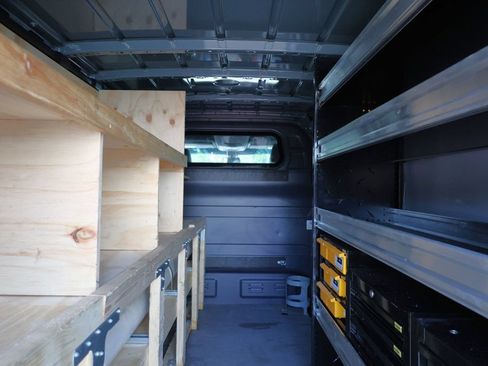 Used 2024 Mercedes-Benz Sprinter 2500 image 14