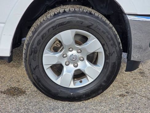Used 2025 RAM 1500 Big Horn AWD/4WD image 15