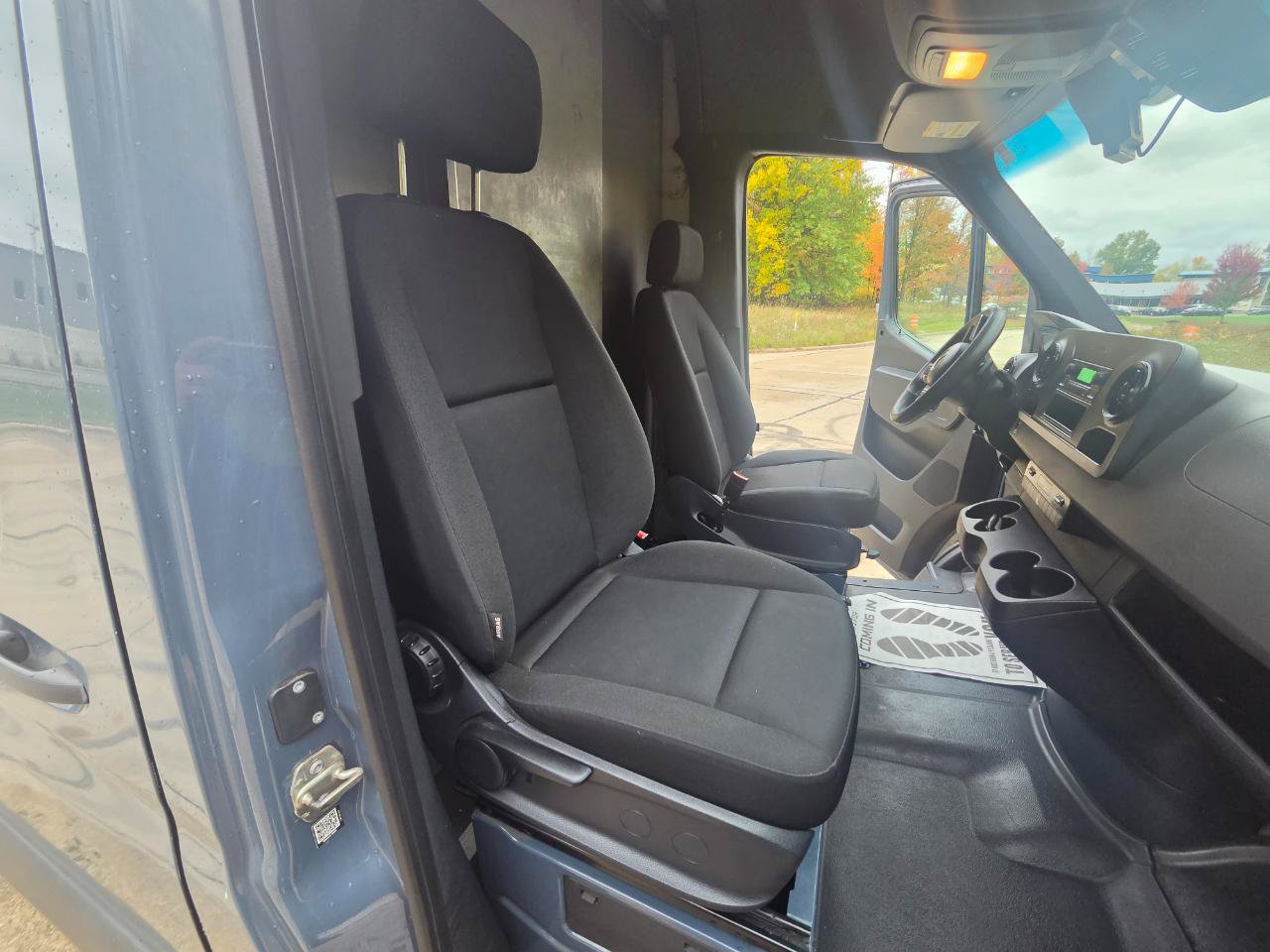 Used 2019 Mercedes-Benz Sprinter 170 image 19