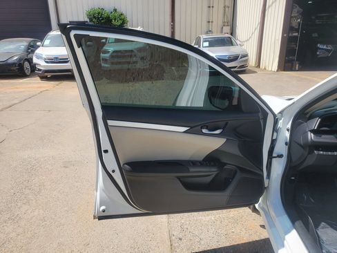 Used 2016 Honda Civic LX image 23