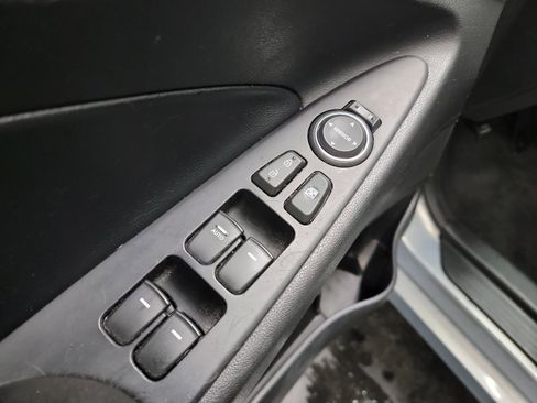 Used 2012 Hyundai Sonata SE image 14