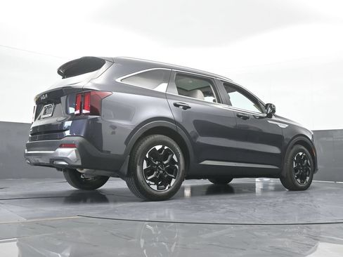 Used 2025 Kia Sorento S w/ Panoramic Sunroof Package FWD image 62