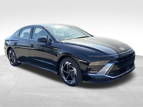 New 2026 Hyundai Sonata SEL FWD image 7