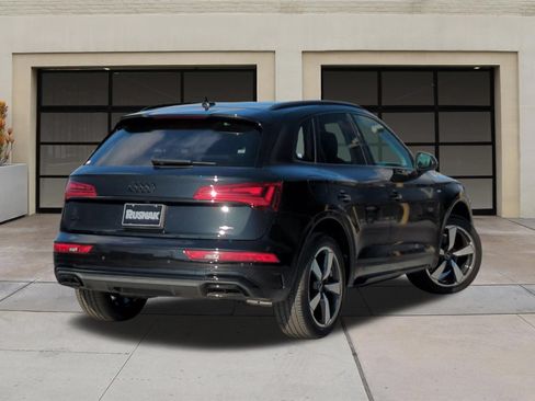 Used 2023 Audi Q5 2.0T Premium Plus w/ Premium Plus Package AWD/4WD image 4