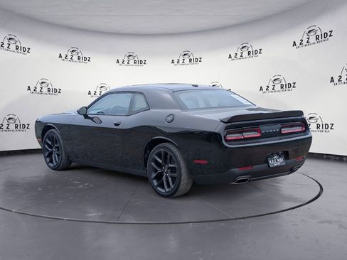 Used 2019 Dodge Challenger SXT w/ Blacktop Package image 4