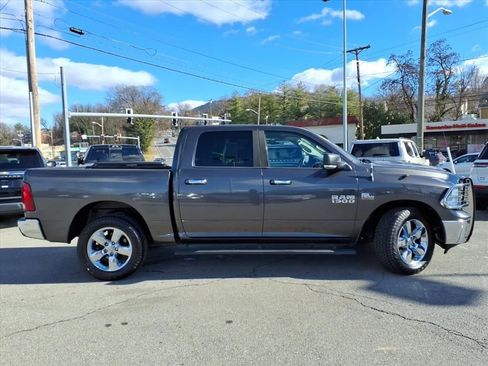 Used 2016 RAM 1500 Big Horn image 3