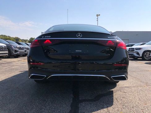 New 2025 Mercedes-Benz E 350 4MATIC Sedan image 5