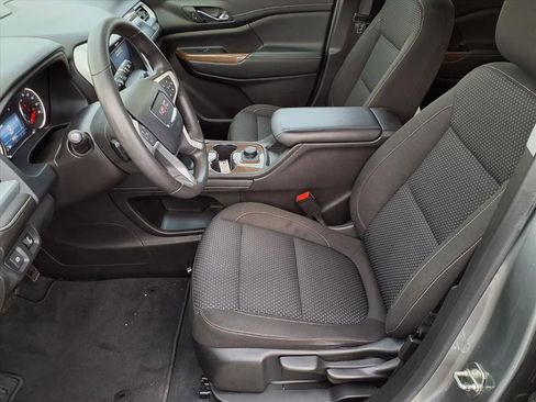 Certified 2023 GMC Acadia SLE image 6