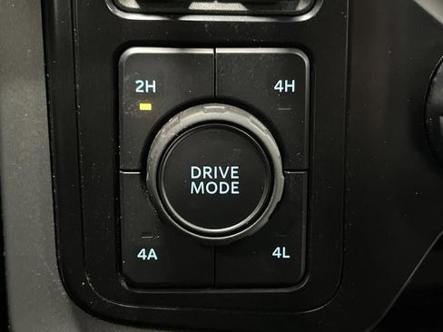 Used 2021 Ford F150 Lariat w/ Equipment Group 502A High image 24