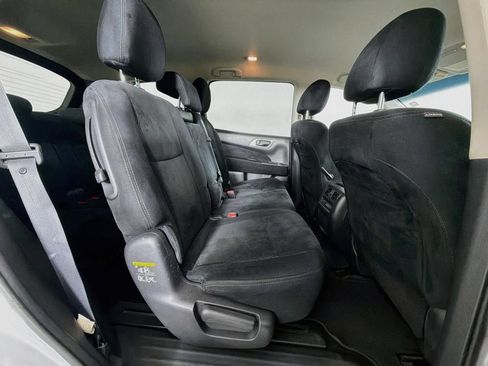 Used 2013 Nissan Pathfinder SV AWD/4WD image 36