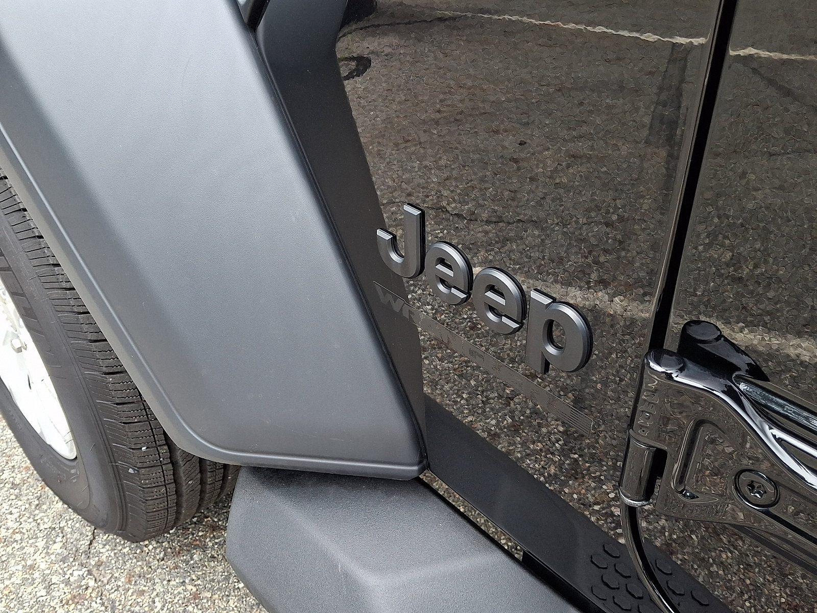 Certified 2023 Jeep Wrangler Sport AWD/4WD image 29