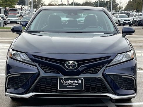 Used 2022 Toyota Camry XSE image 8