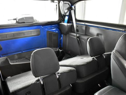 Used 2023 Ford Bronco 2-Door image 22