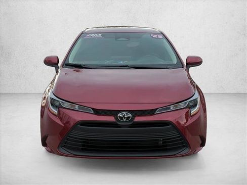Certified 2025 Toyota Corolla LE FWD image 2