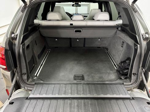 Used 2015 BMW X5 M AWD/4WD image 39