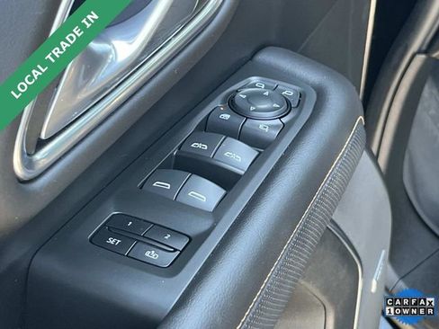 Used 2023 GMC Yukon XL AT4 w/ Technology Package AWD/4WD image 26