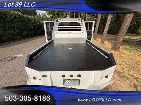 Used 2009 GMC TopKick C4500 2WD Crew Cab image 21