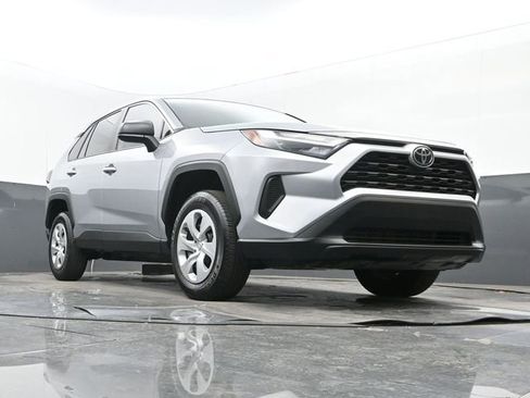 Used 2024 Toyota RAV4 LE image 23