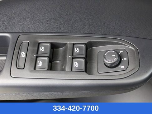 New 2026 Volkswagen Taos S image 15