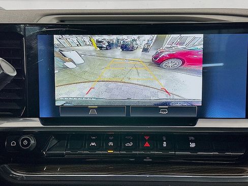 Used 2024 Chevrolet Silverado 1500 RST w/ Protection Package image 15