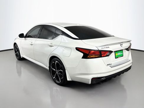 Used 2023 Nissan Altima 2.5 SR FWD image 7