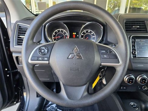 Used 2024 Mitsubishi Outlander Sport ES image 11