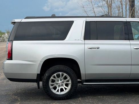 Used 2016 GMC Yukon XL SLE AWD/4WD image 17