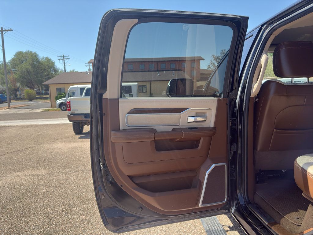 Used 2022 RAM 3500 Laramie AWD/4WD image 13