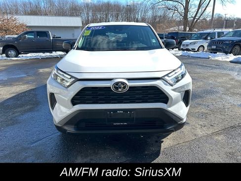 Used 2025 Toyota RAV4 LE image 9