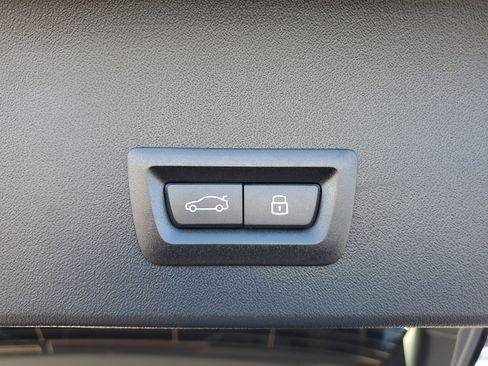 New 2026 BMW X3 xDrive30 w/ Premium Package image 9