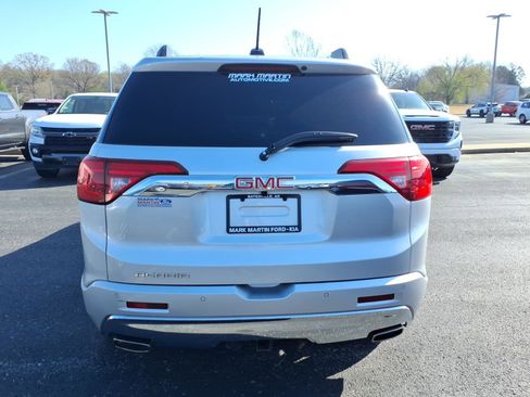 Used 2019 GMC Acadia Denali w/ Technology Package image 4