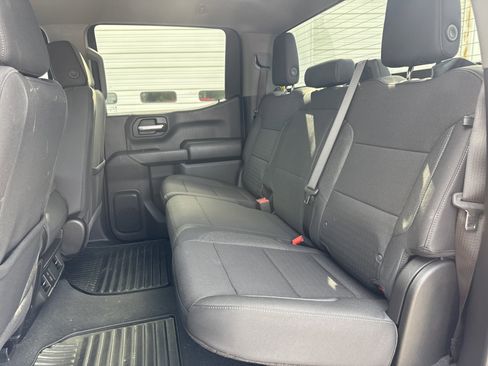 Used 2025 Chevrolet Silverado 1500 Custom RWD image 10
