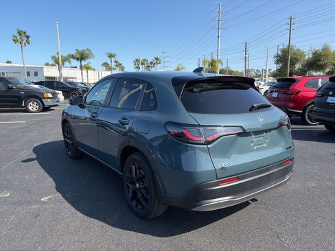 Used 2024 Honda HR-V Sport image 5