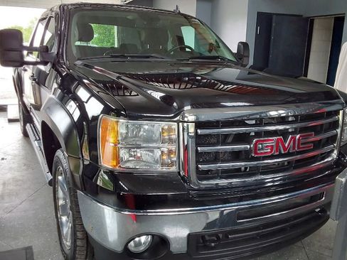 Used 2013 GMC Sierra 1500 SLE w/ Power Tech Package AWD/4WD image 9